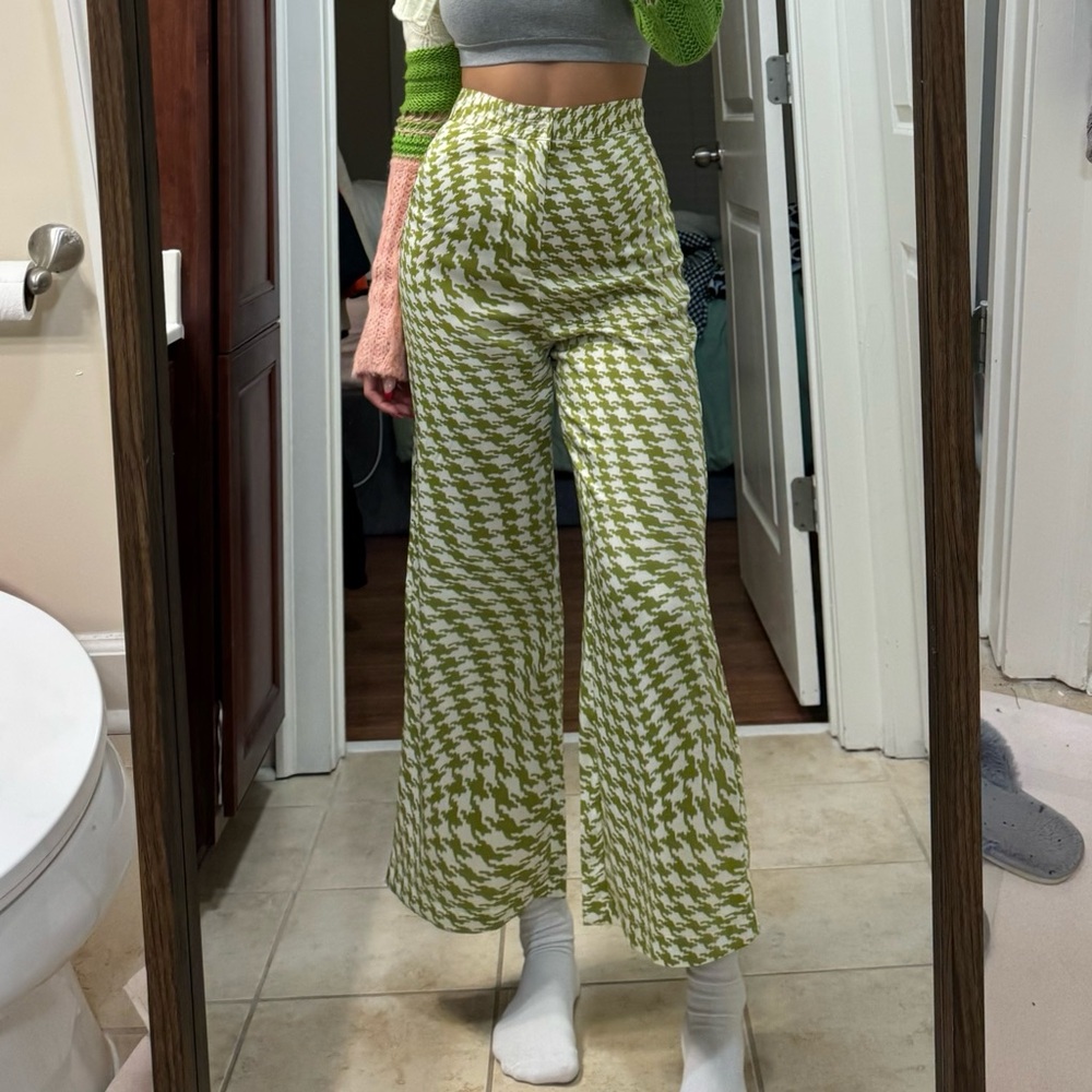 Urban Outfitters Green Houndstooth Wide Leg Pants in S